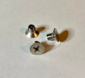 Tornillos de máquina Phillips de cabeza plana de 10-32 x 1/4", acero inoxidable - Lote de 205 piezas. - Imagen 1 de 1