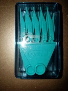 TWENTY-FIVE PICKS - 1 Pack of 25 Oral B Hummingbird Mint Flavored Refill PICKS - Picture 1 of 2