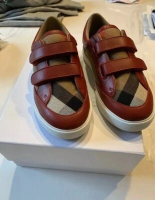 Nuevas Auténticas Tenis Burberry Niños Niños Nova Cuadros Marca Beige Rojo 34 $275 Foto 1 de 4