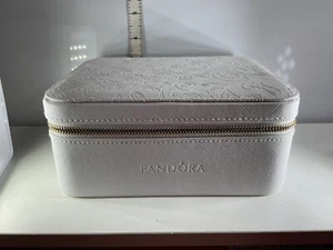 Pandora White Floral Zip Around Jewelry Box Organizer - Picture 1 of 9