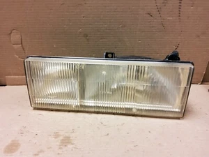 1988-1993 Chrysler New Yorker Dynasty Driver Left Headlight Head Light Assembly  - Picture 1 of 5