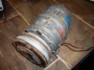 83-87 1983-1987 ISUZU IMPULSE AIRE ACONDICIONADO COMPRESOR 1,9 L SIN TURBO FABRICANTE DE EQUIPOS ORIGINALES - Imagen 1 de 3