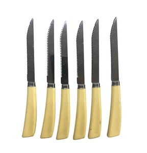 Vintage Quikut Steak Knives Cream Colored Handles & Stainl Blades - Picture 1 of 9