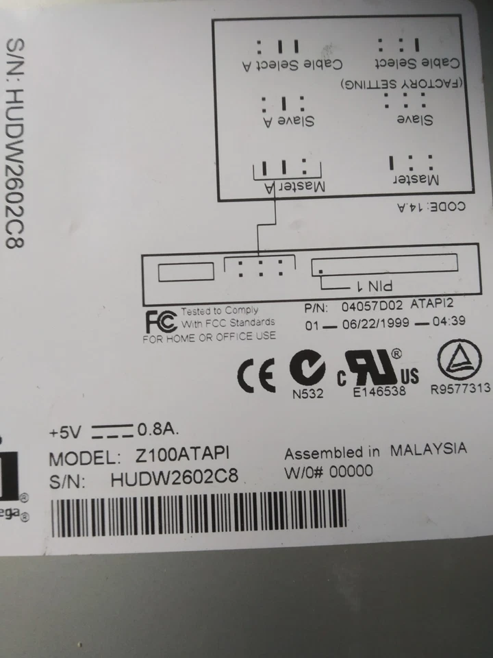 Rare ZIP100 IOmega IDE (PATA, ATAPI) Z100ATAPI Floppy Disk Drive  for collectors - Image 1 of 1