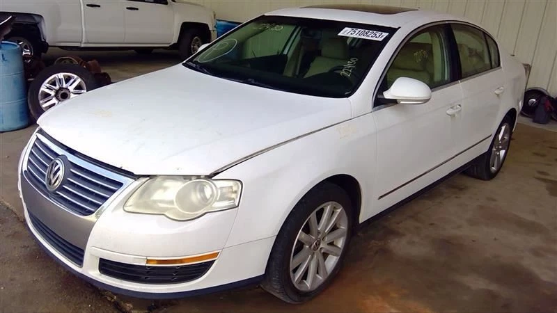 (LOCAL PICKUP ONLY) Trunk/Hatch/Tailgate Sedan Fits 06-10 PASSAT 1066540 - Изображение 1 из 4