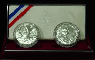1999 Dolley Madison Proof/Unc Silver Dollar Commemorative 2 Coin Set Box and COA - Image 1 of 3