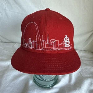St. Louis Cardinals Hat Cap Fitted Mens 7 3/8 Red St. Louis Skyline MLB New Era - Picture 1 of 5