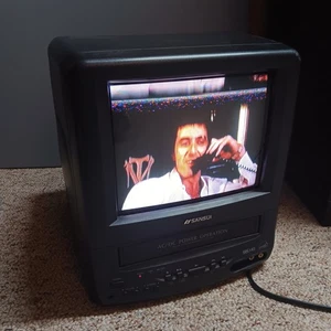 Sansui Portable TV VCR Model COM0960 CRT For Parts Repair "Rolling Screen"  - Picture 1 of 18