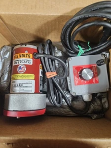 NEW Vibco Scr-100 Electric Vibrator, 1.3 A, 115Vac, 1 Phase W/ Variable Speed - Picture 1 of 3