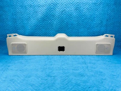 Panel de ajuste inferior interior puerta levadiza Lexus LX570 2008-2011 beige: LJ01 OEM Foto 1 de 4