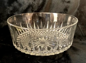 Vintage Arcoroc Clear Glass Diamond Stardust Pattern 9" Serving/Salad Bowl - Picture 1 of 5