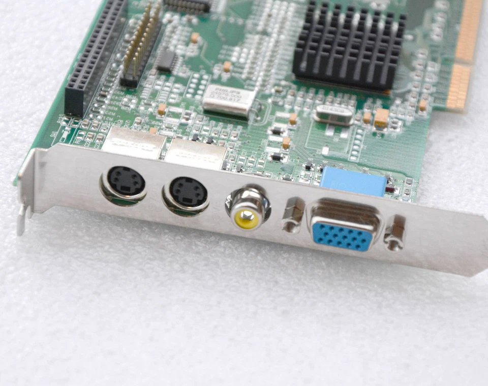 GRAPHICCARD ELSA WINNER 2000 OFFICE A8 VIVO 3DLabs AGP VGA S-VIDEO IN OUT G26 - Image 1 of 1