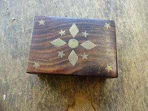 Wooden / Wood case 3 1/2" x 2 1/4" x 1 1/4" inlaid brass - Picture 1 of 7