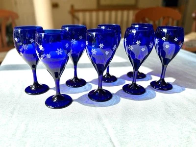 8 copas de agua o copas de vino Libbey copo de nieve azul cobalto y blanco Foto 1 de 4