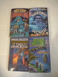 Lot: 4x Roger Zelazny Book, Changeling, Lord Light, This Immortal, Wizard World - Bild 1 von 23