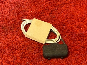 GRIMES 28 VOLT RED INSTRUMENT PANEL LIGHT P/N A-4613 - Imagen 1 de 5