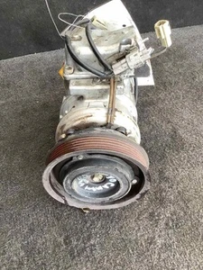 A/c Air Compressor TOYOTA CAMRY 88 89 90 91 - Picture 1 of 4