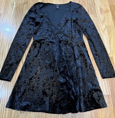Forever 21 Black Velvet V Neck Dress Size L - Image 1 of 3