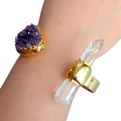 Pulsera de cuarzo blanco Amethsyt Druzy Pulsera electrochapada en oro ajustable Foto 1 de 4