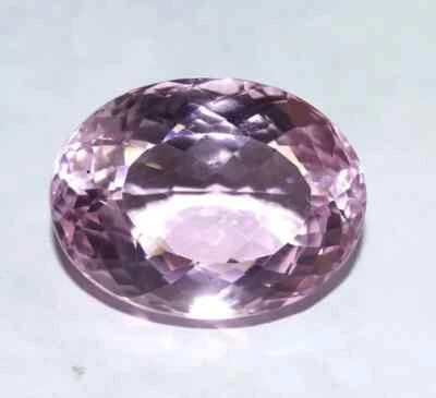 600 克拉粉色黄玉天然未经处理椭圆形切割散装刻面认证宝石 — 第 1/4 张图片