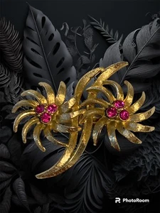 Vintage gebürstete goldfarbene Brosche rosa Strass Pinwheel Blume selten - Fund gebraucht, in einwandfreiem Zustand - Bild 1 von 16