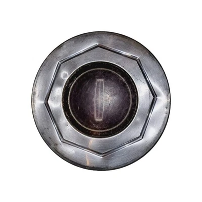 1982 - 1987年林肯大陆马克七世车轮中心盖 — 第 1/2 张图片