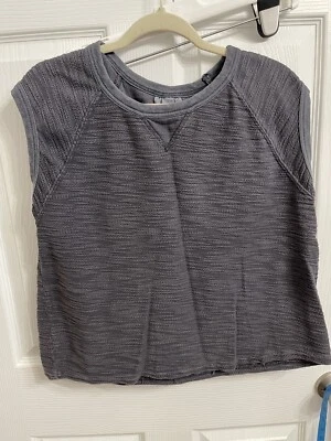 Camiseta sin mangas Universal Thread Denim azul gris texturizada corta talla mediana Foto 1 de 4