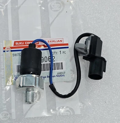 MITSUBISHI FUSO CANTER FE125 FE71 FE73 FE83 FE84 ENGINE OIL PRESSURE SWITCH NEW Foto 1 de 4