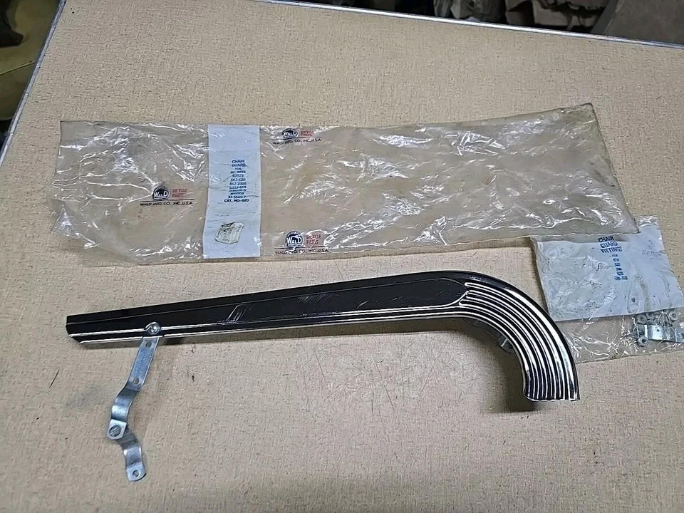 DE COLECCIÓN NOS SCHWINN HUFFY COAST BICICLETA CROMO PROTECTOR DE CADENA 51-625 20" EE. UU. Foto 1 de 4