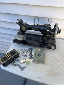 Rare VINTAGE German Phoenix - BAER & REMPEL Sewing Machine W/ Accessories - Picture 1 of 24