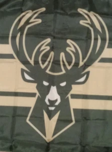 NBA Basketball Milwaukee Bucks Coors Light 3 x 5 Banner Flag - Picture 1 of 4
