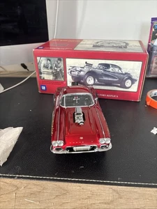 1:18 Precision Miniatures 1961 Chevrolet Corvette "The Mazmanian Corvette" - Picture 1 of 7