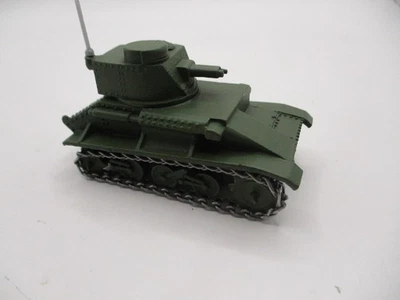 DINKY TOYS #151A LIGHT TANK, ORIGINAL XLNT-NEAR MINT, NEW MARKINGS. New Aerial - Image 1 of 4
