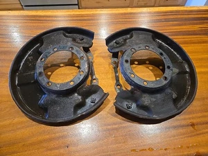 79-85 Toyota 4WD Pickup 4Runner Solid Axle Brake Dust Shields LH RH P7881b180 - Picture 1 of 2