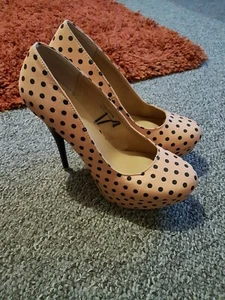 Forever 21 High Heels With 1" Wedge Worn Once - Picture 1 of 6