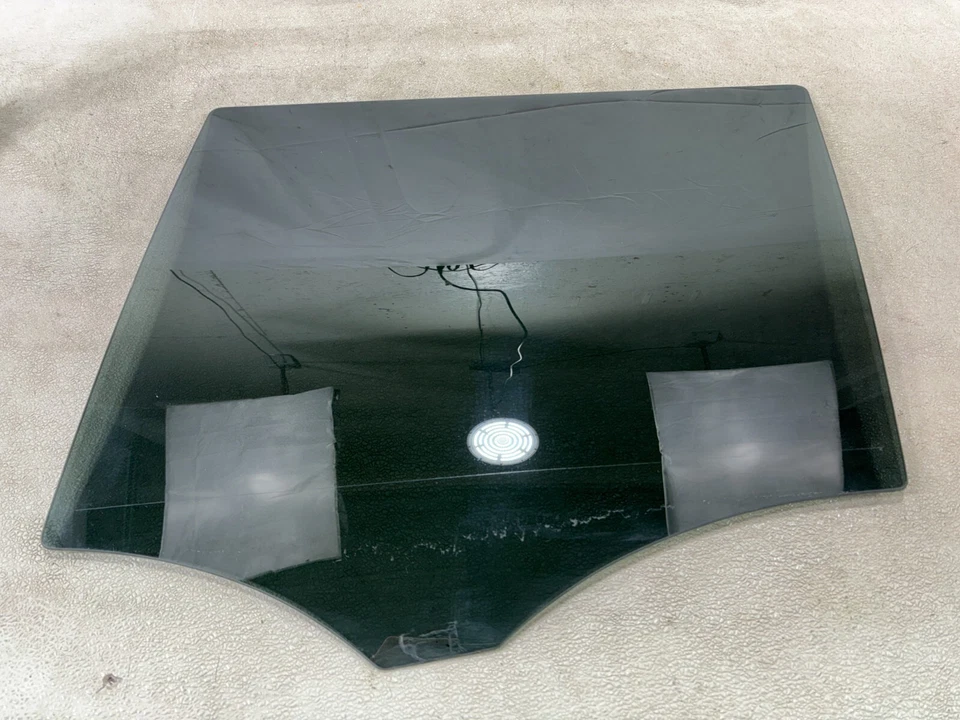 2007-2009 梅赛德斯-奔驰 Gl320 后门窗玻璃 Oem — 第 1/4 张图片