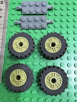 Lego 4 x Large GREEN Spoked Wheels with Black Tyres + 2 Axle Bricks 30.4 x 14mm - Image 1 of 4