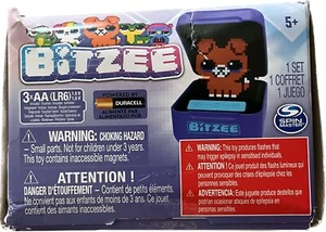 Bitzee Interactive Toy Digital Pet and Case with 15 Animals Inside - Picture 1 of 7
