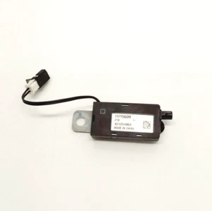 2016-2018 CHEVROLET MALIBU LT 2.0L RADIO ANTENNA AMPLIFIER CONTROL MODULE OEM - Picture 1 of 8