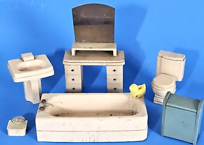 Strombecker Cream Wooden Dollhouse Bathroom Set  Tub /Toilet /Sink/Vanity & Etc. - Image 1 of 4