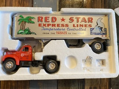 FIRST GEAR 1960 MODEL B-61 MACK 1:34TH RED STAR EXPRESS LINES TRACTOR & TRAILER  - Image 1 of 4