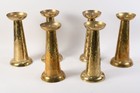 C66U81- 6 sakrale Kerzenleuchter aus Messing mit Hammerschlagdekor 20.Jh