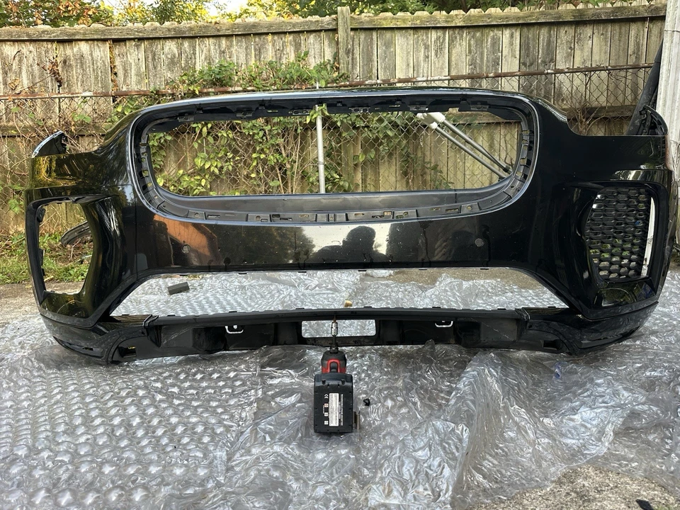 Jaguar E-Pace R-Dynamic 2018-2020 panel de cubierta de parachoques delantero OEM J9C3-17C863-B Foto 1 de 4