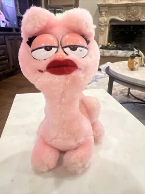 Arlene Garfield Girlfriend Vintage Dakin Plush Stuffed Animal 80s - Image 1 of 3