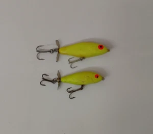 (2) Vintage Bomber Rip Shad 2 1/2" & 2" Top Water Fishing Used Lures Lot of 2 - Picture 1 of 4