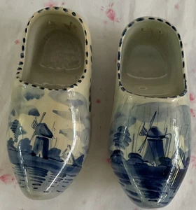Two (2) Mini Delft Blue & White Dutch Clog Wall Vase w/Hand Painted Windmills - Picture 1 of 9