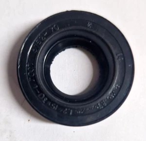 DNEPR PARAOLIO 8752-79 1.2-15X30-1 OIL SEAL - Imagen 1 de 1