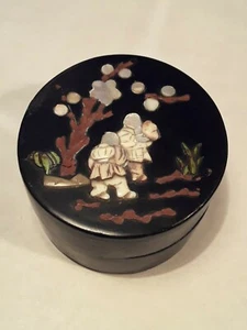 Antique Meiji Japanese Lacquer Box with Stone Bone and Mother-of-pearl Inlay - Picture 1 of 10
