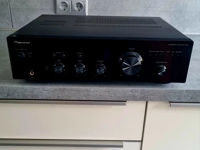 Pioneer A-10 K - Stereo Verstärker - Integrated Amplifier - schwarz - Bild 1 von 2