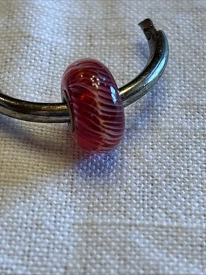 Authentic Trollbeads Glass 61349 Red Feather *0 RETIRED - Image 1 of 3
